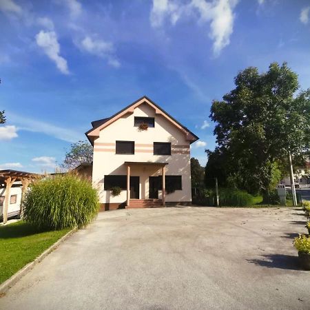Apartma Vila Tara Prebold Exteriér fotografie